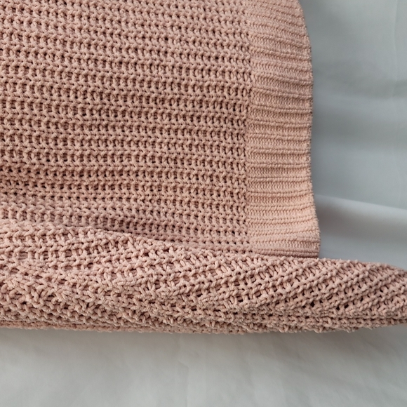 H&M sweater - Picture 3 of 6